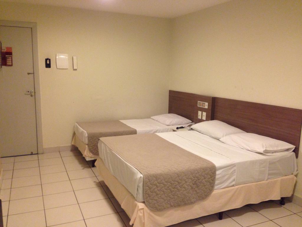 Hotel Central Каруару Экстерьер фото