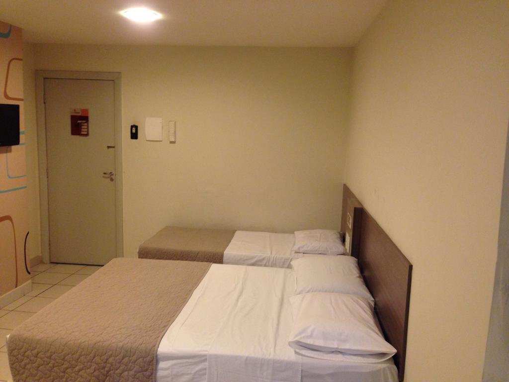 Hotel Central Каруару Экстерьер фото