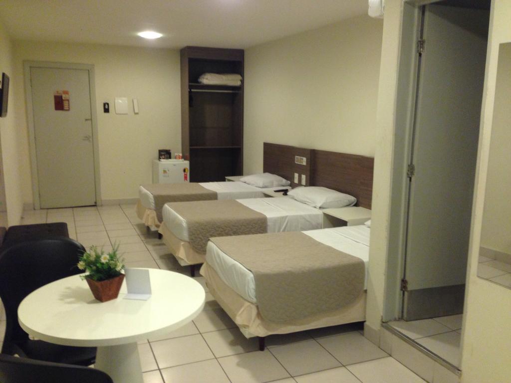 Hotel Central Каруару Экстерьер фото