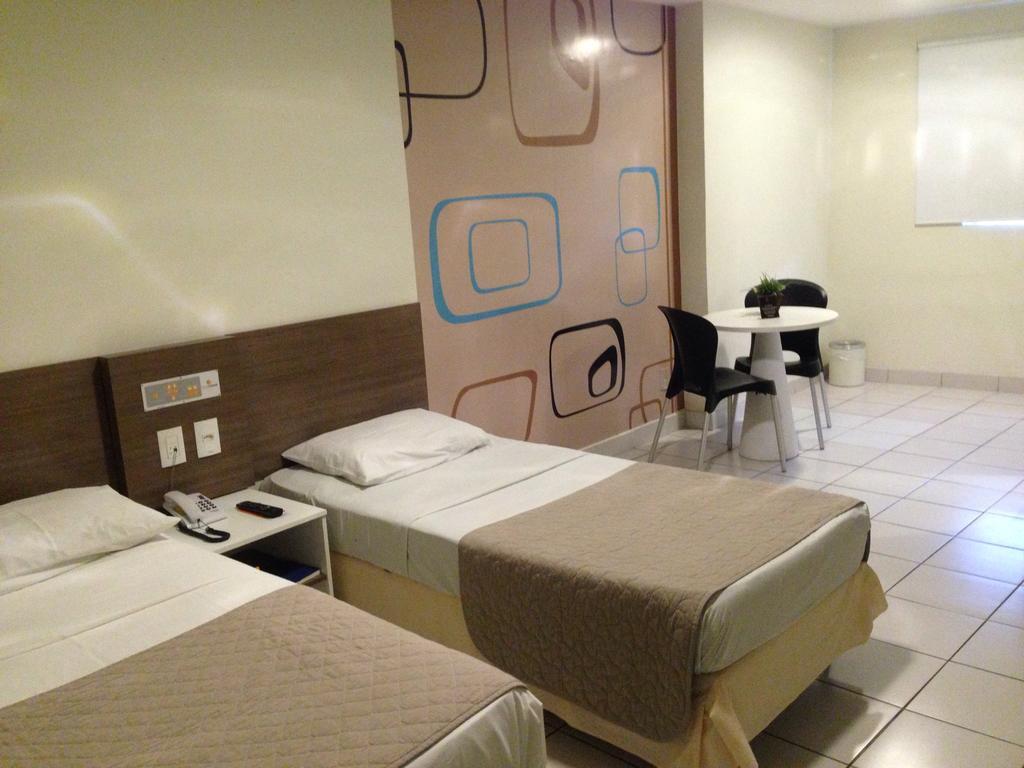 Hotel Central Каруару Экстерьер фото